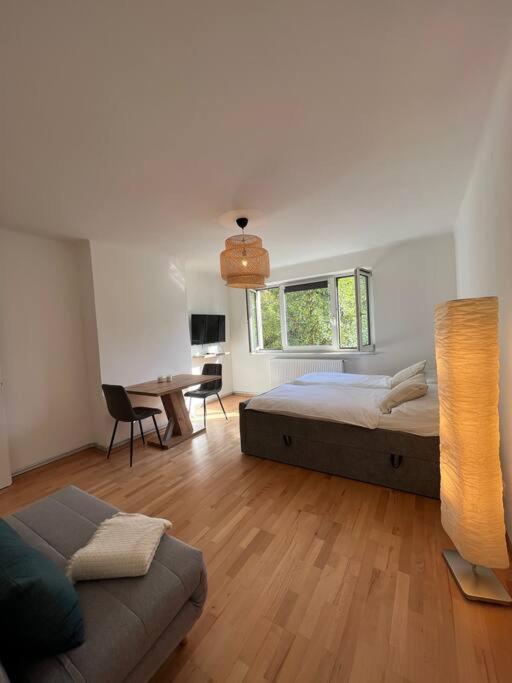 Neue Wohnung Neben Der Meduni Und Dem Lkh Грац Экстерьер фото